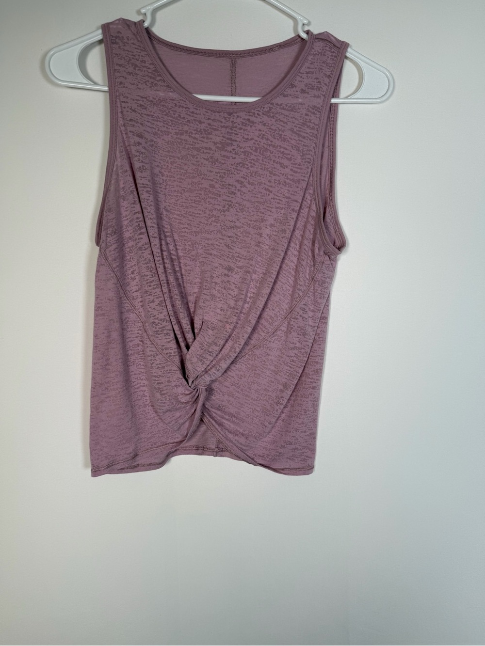 Lululemon‎ Lululemon Breeze Through Twist Tank